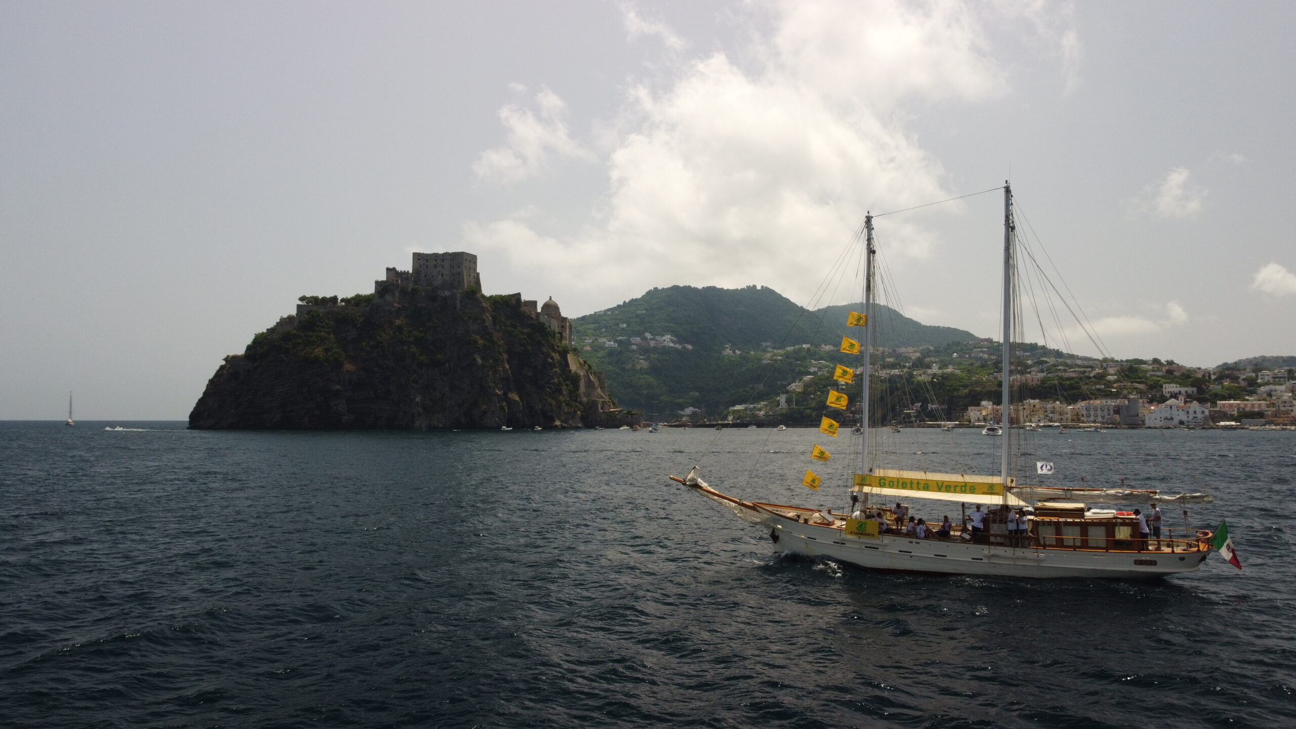 Presentati i risultati delle analisi dei campioni d’acqua prelevati dai volontari e dalle volontarie di Goletta Verde sulle coste venete