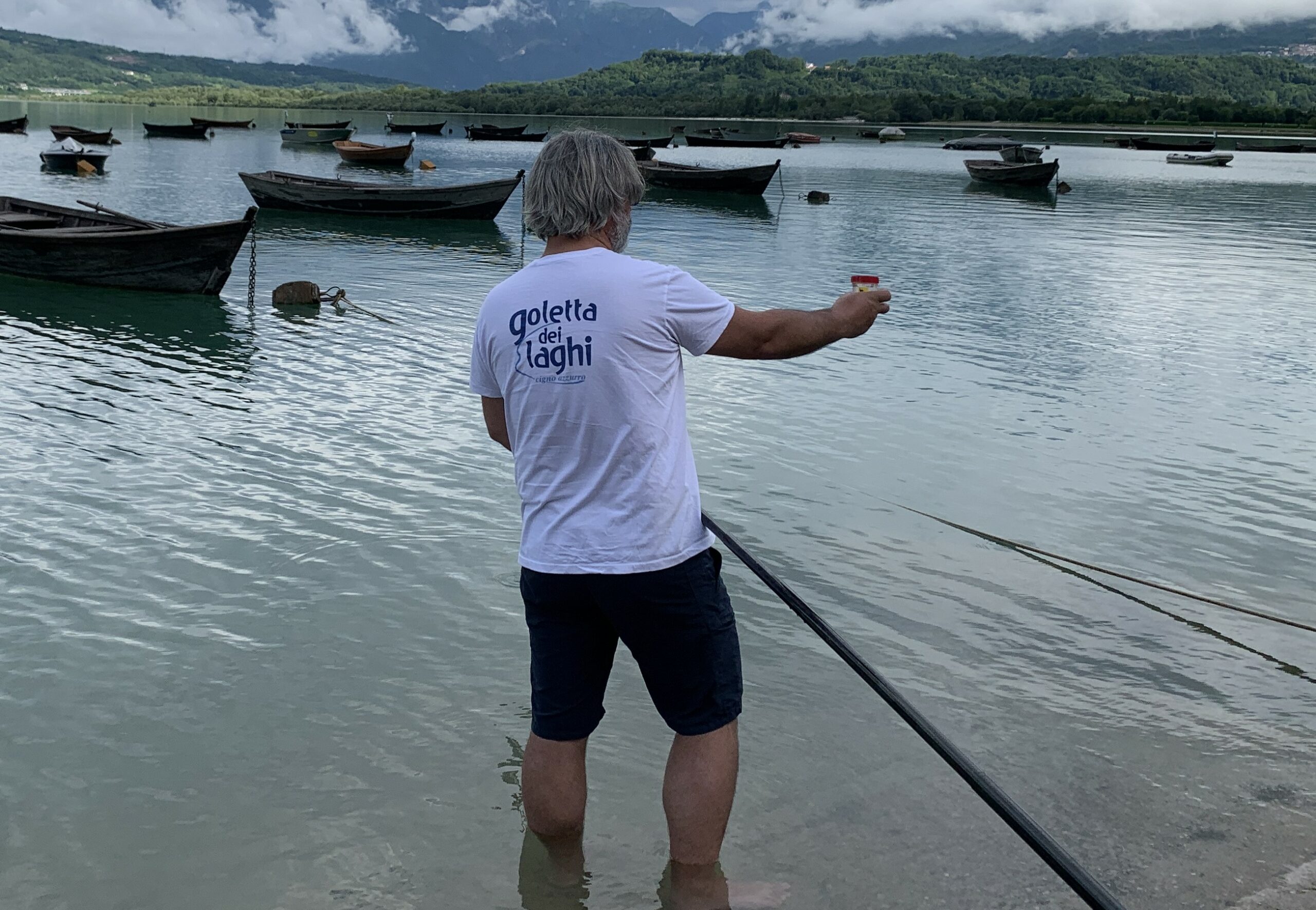 Goletta dei Laghi 2022 parte dal Veneto, sui Laghi di Santa Croce e del Mis:  tutti e tre i punti monitorati risultano entro i limiti di legge