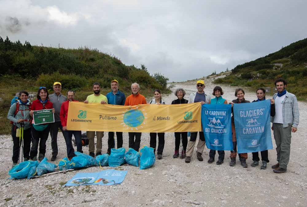 Carovana dei ghiacciai 2024 arriva sulla Marmolada la Regina delle Dolomiti insieme all’Università di Padova e a Puliamo il Mondo per una giornata di clean up ad alta quota